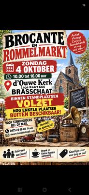Binnen- en buitenrommelmarkt/brocante markt
