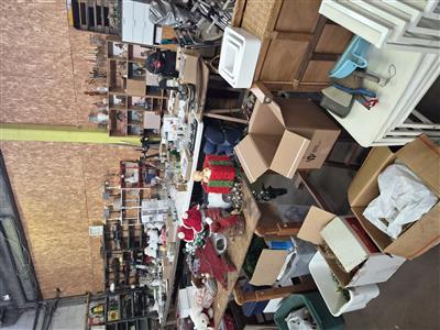 Imboedelverkoop uit woningontruiming,rommelmarkt,kerstrommelmarkt